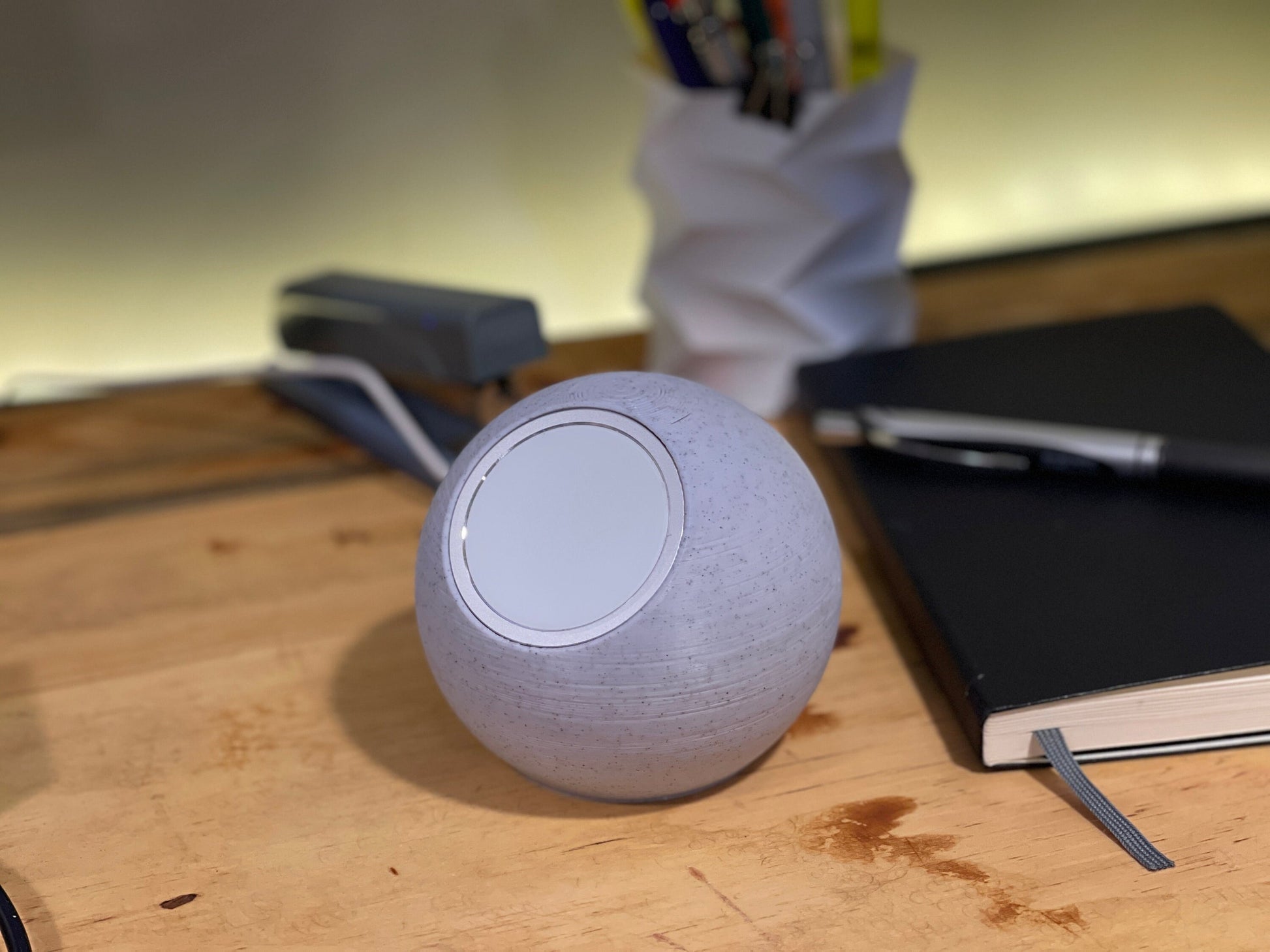 iPhone MagSafe Dock | Phone Desk Stand | Magsafe Dock | 3D Printed Globe